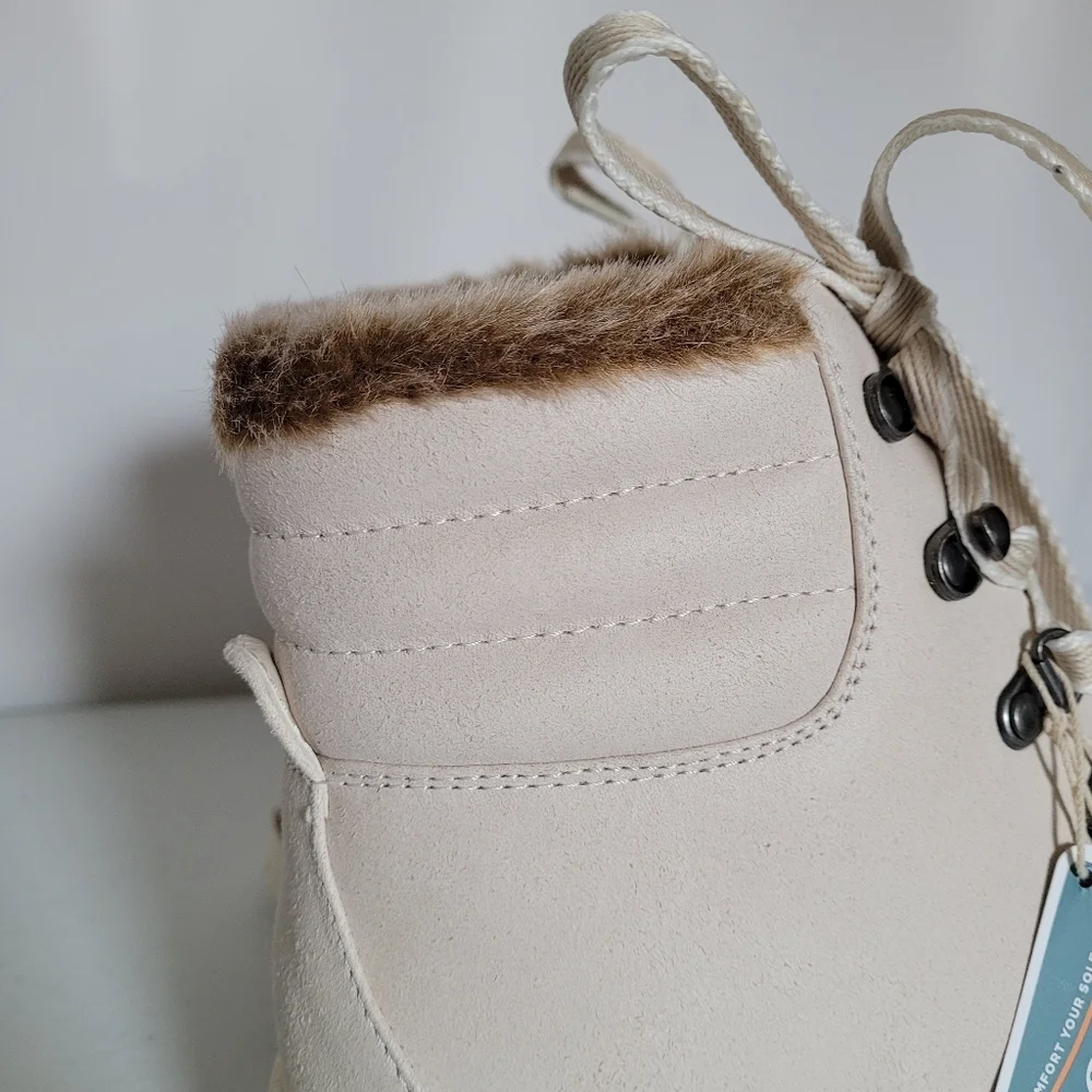 **FINAL SALE** NIB Cliffs by White Mountain Hallett Cream Bootie - Picture 5 of 7